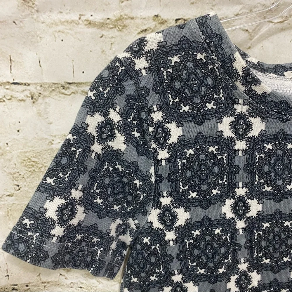 J Crew Gray Black Mosaic Tile Thick Short Sleeve Cotton T Shirt